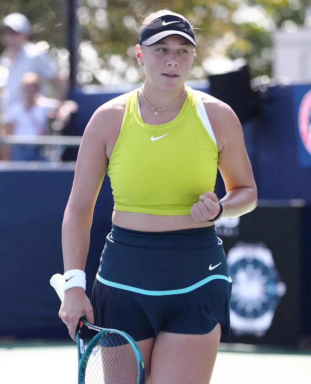 卡马文加 卡马文加