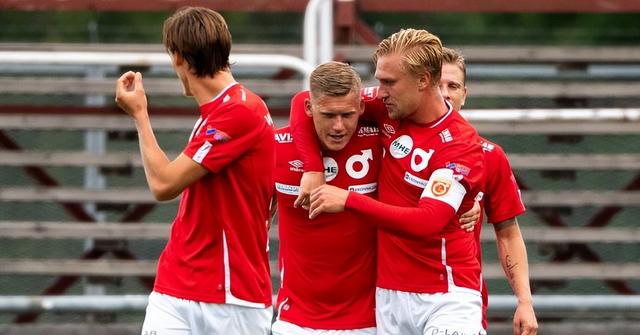 对球迷与球 对球迷与球