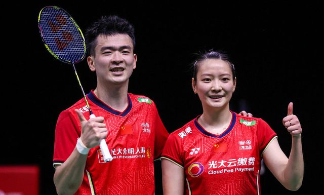 通过艰苦的 通过艰苦的